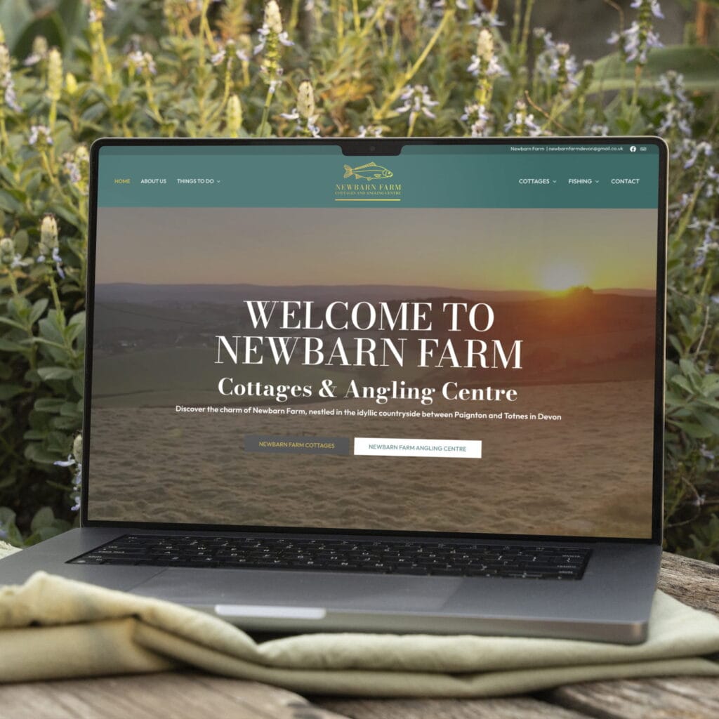 Newbarn-Farm-Mockup-Plain